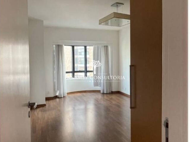 Venda em VILLAGGIO PANAMBY - São Paulo