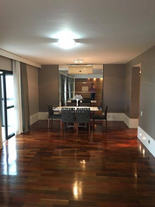 Apartamento, 3 quartos, 160 m² - Foto 1