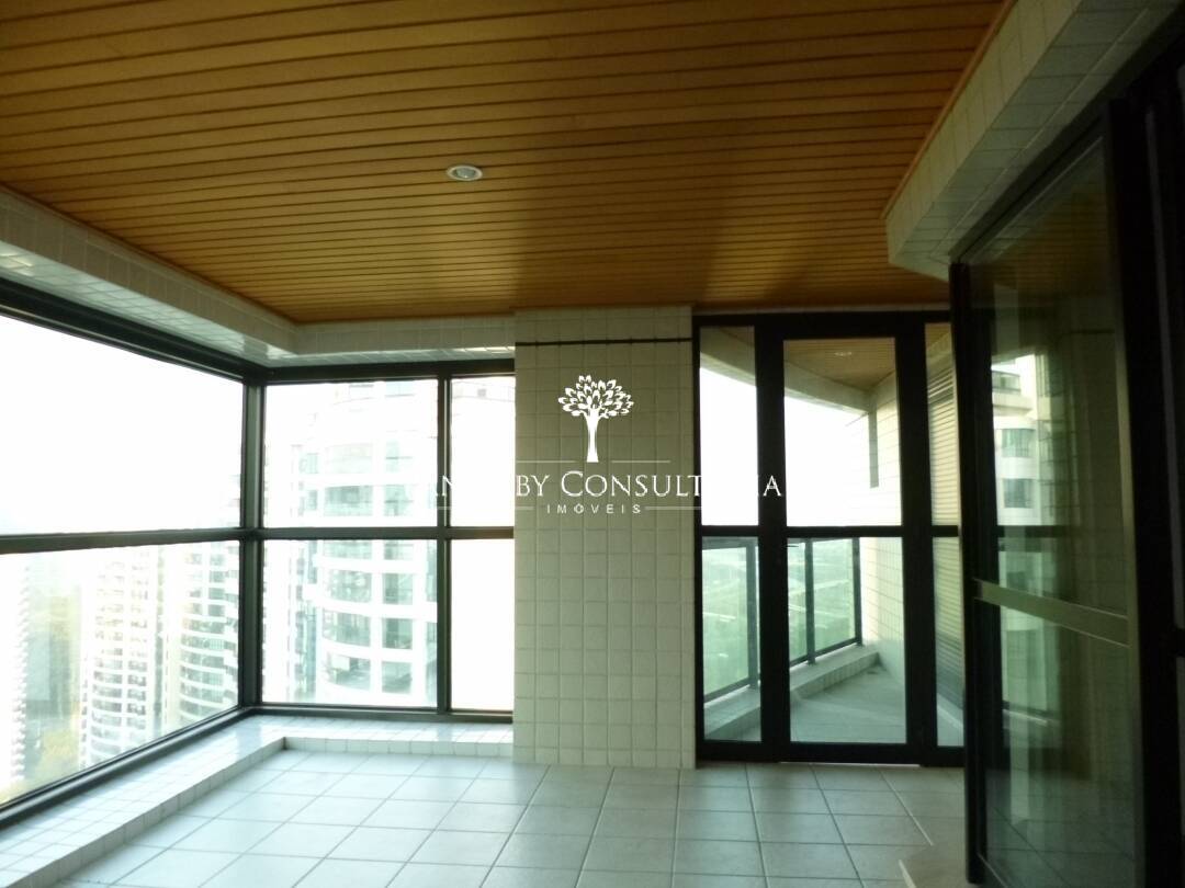 Apartamento, 4 quartos, 241 m² - Foto 10