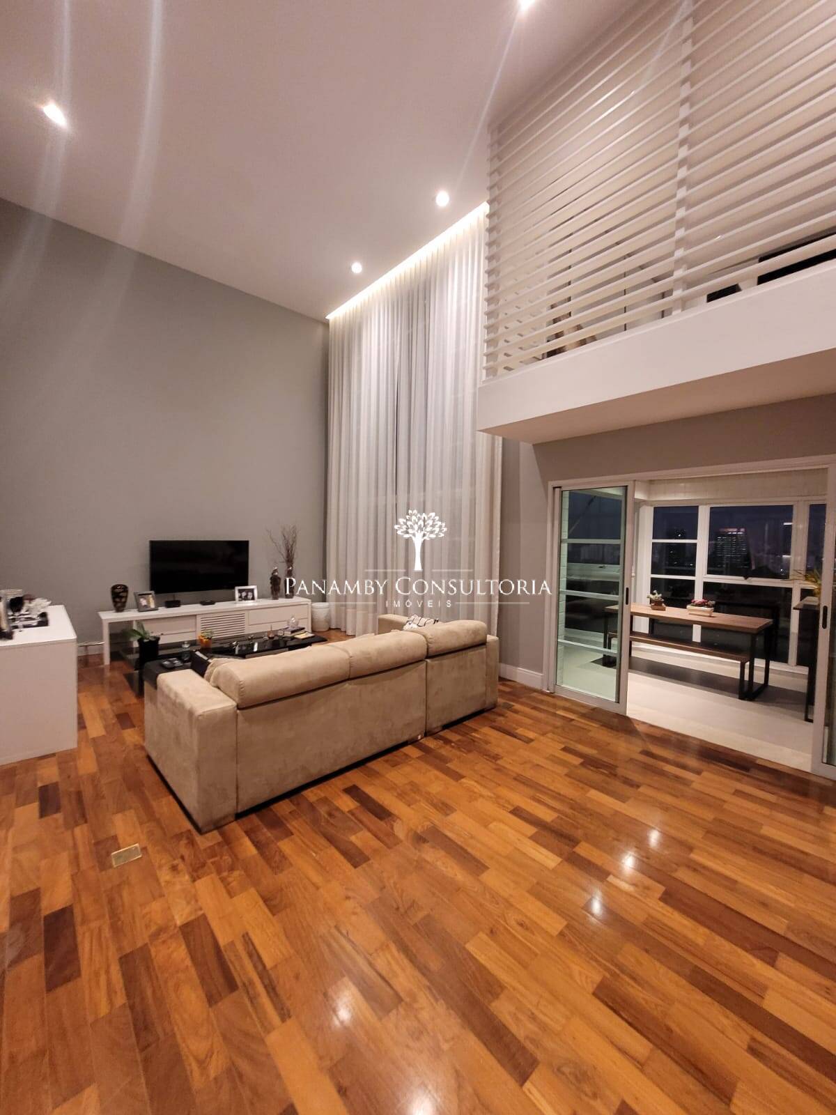 Apartamento para alugar com 4 quartos, 270m² - Foto 3