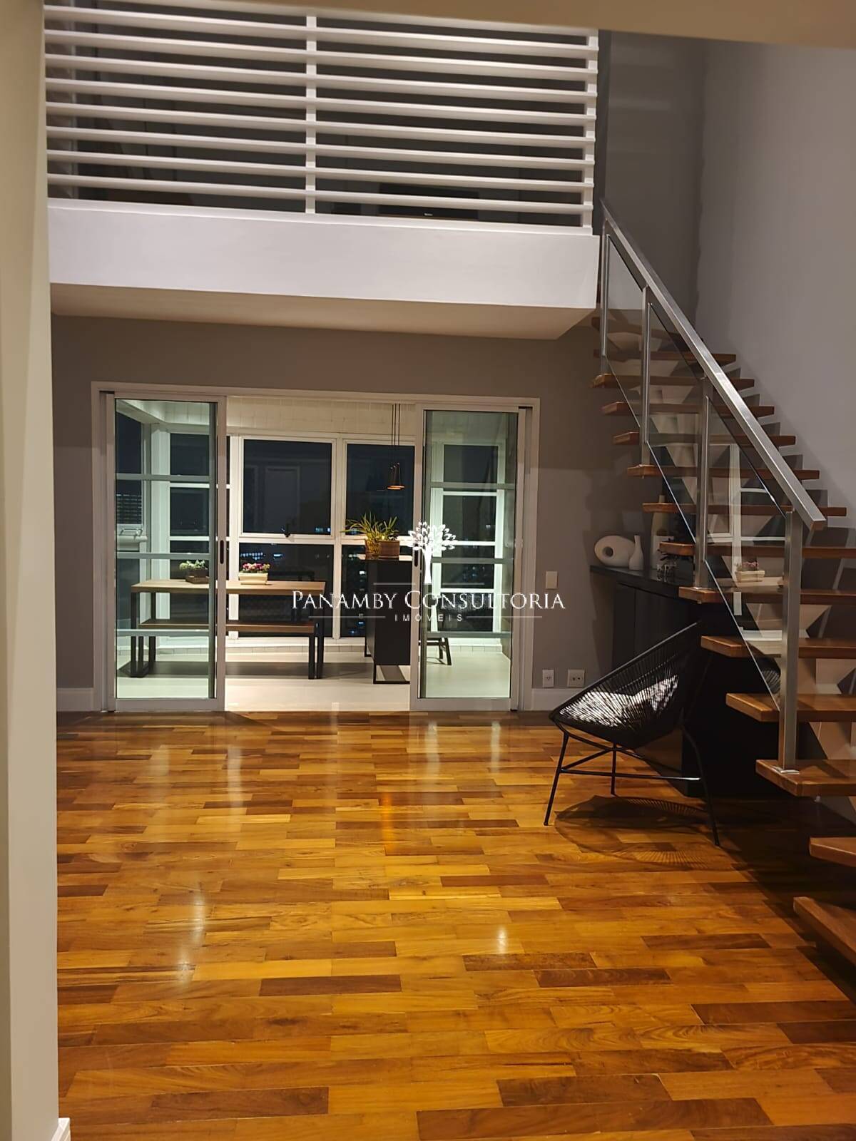 Apartamento para alugar com 4 quartos, 270m² - Foto 2