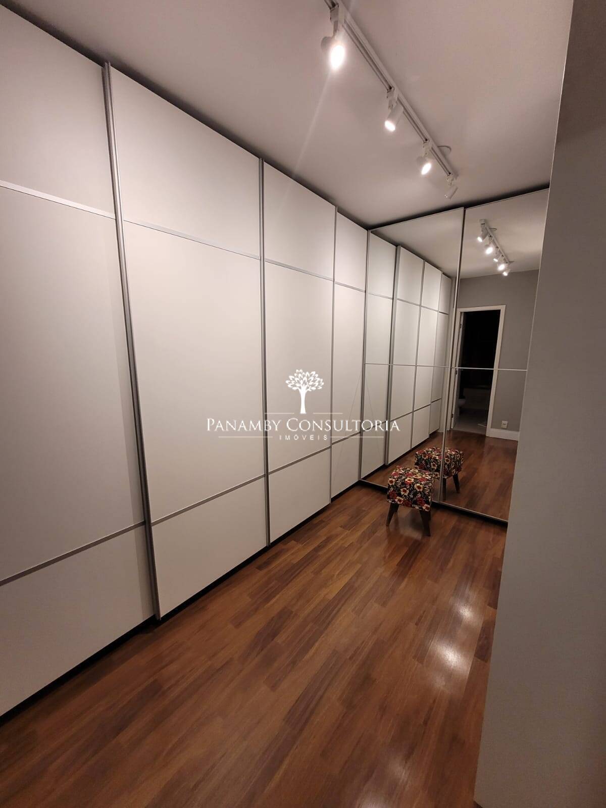 Apartamento para alugar com 4 quartos, 270m² - Foto 22
