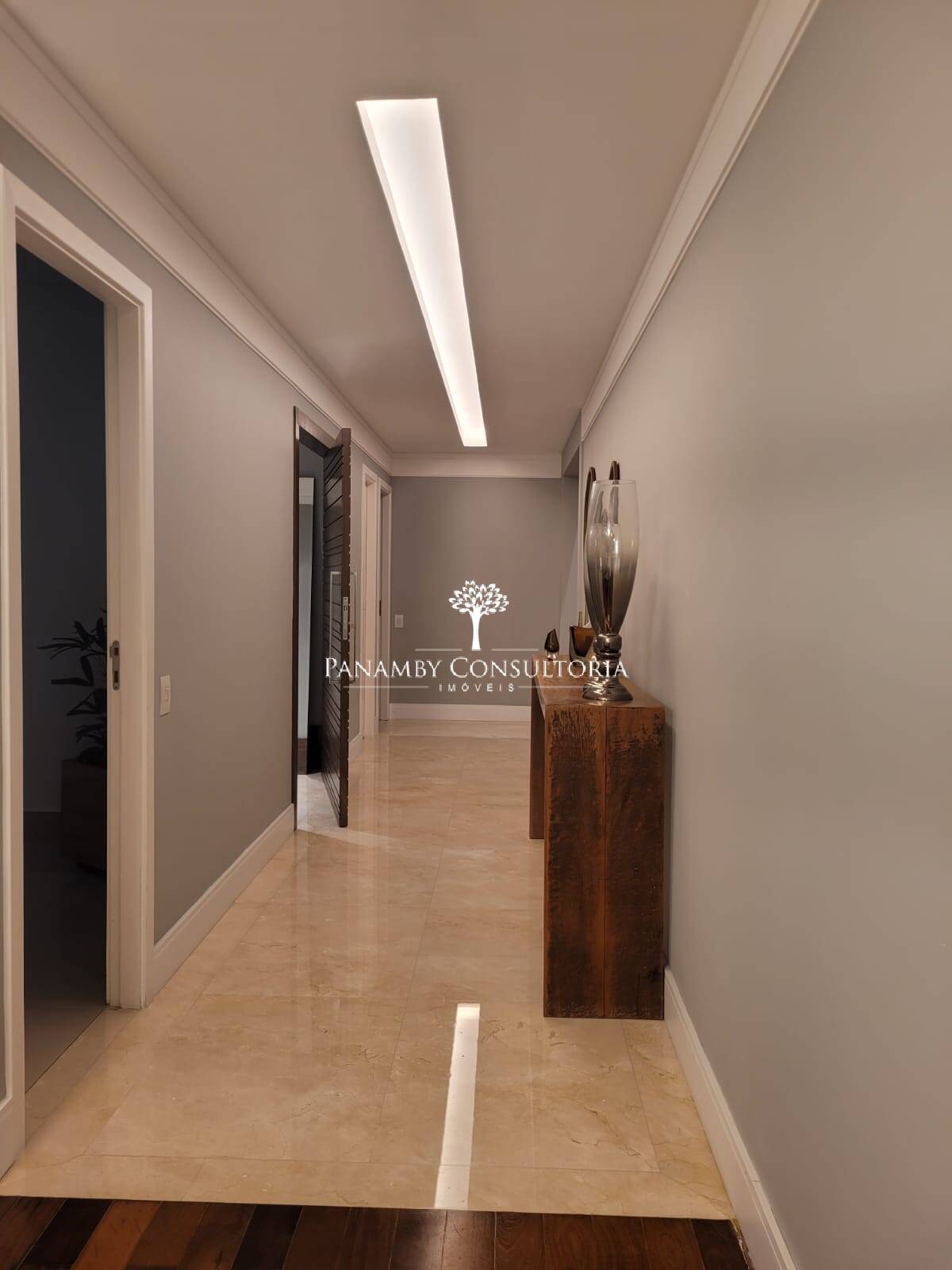 Apartamento para alugar com 4 quartos, 270m² - Foto 11