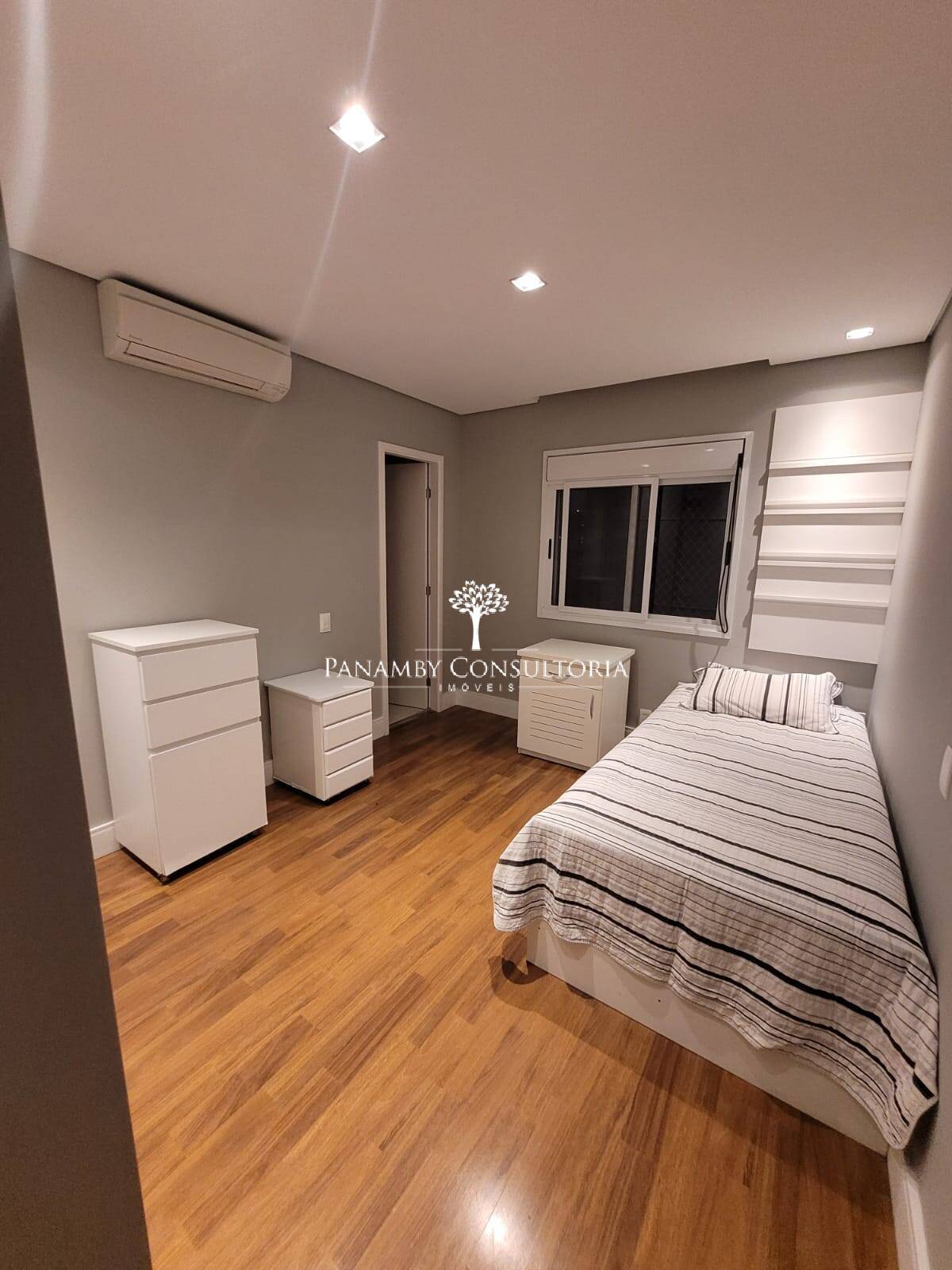 Apartamento para alugar com 4 quartos, 270m² - Foto 25