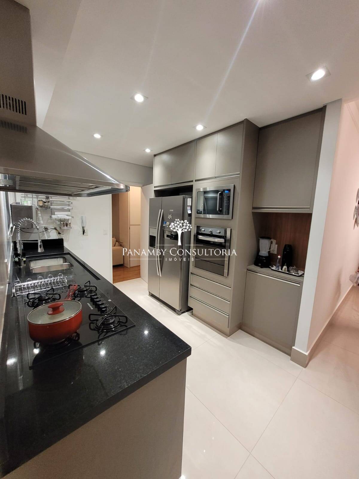 Apartamento para alugar com 4 quartos, 270m² - Foto 13