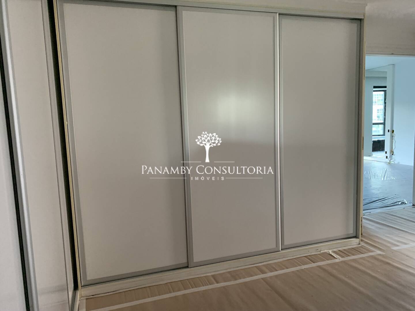 Apartamento para alugar com 4 quartos, 400m² - Foto 7
