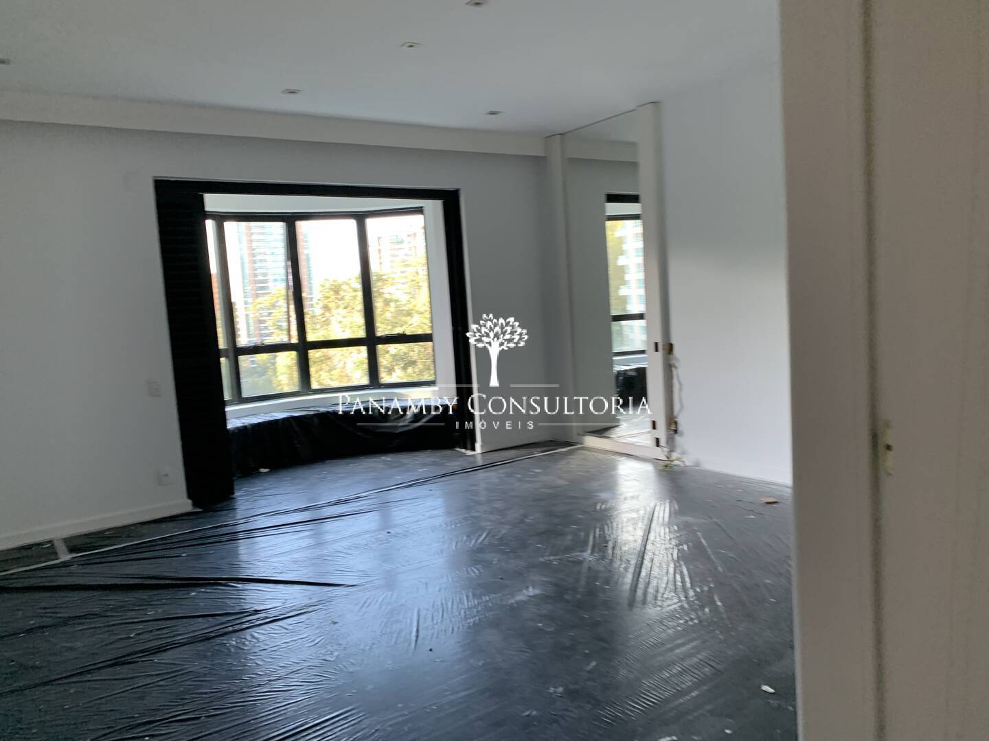 Apartamento para alugar com 4 quartos, 400m² - Foto 13