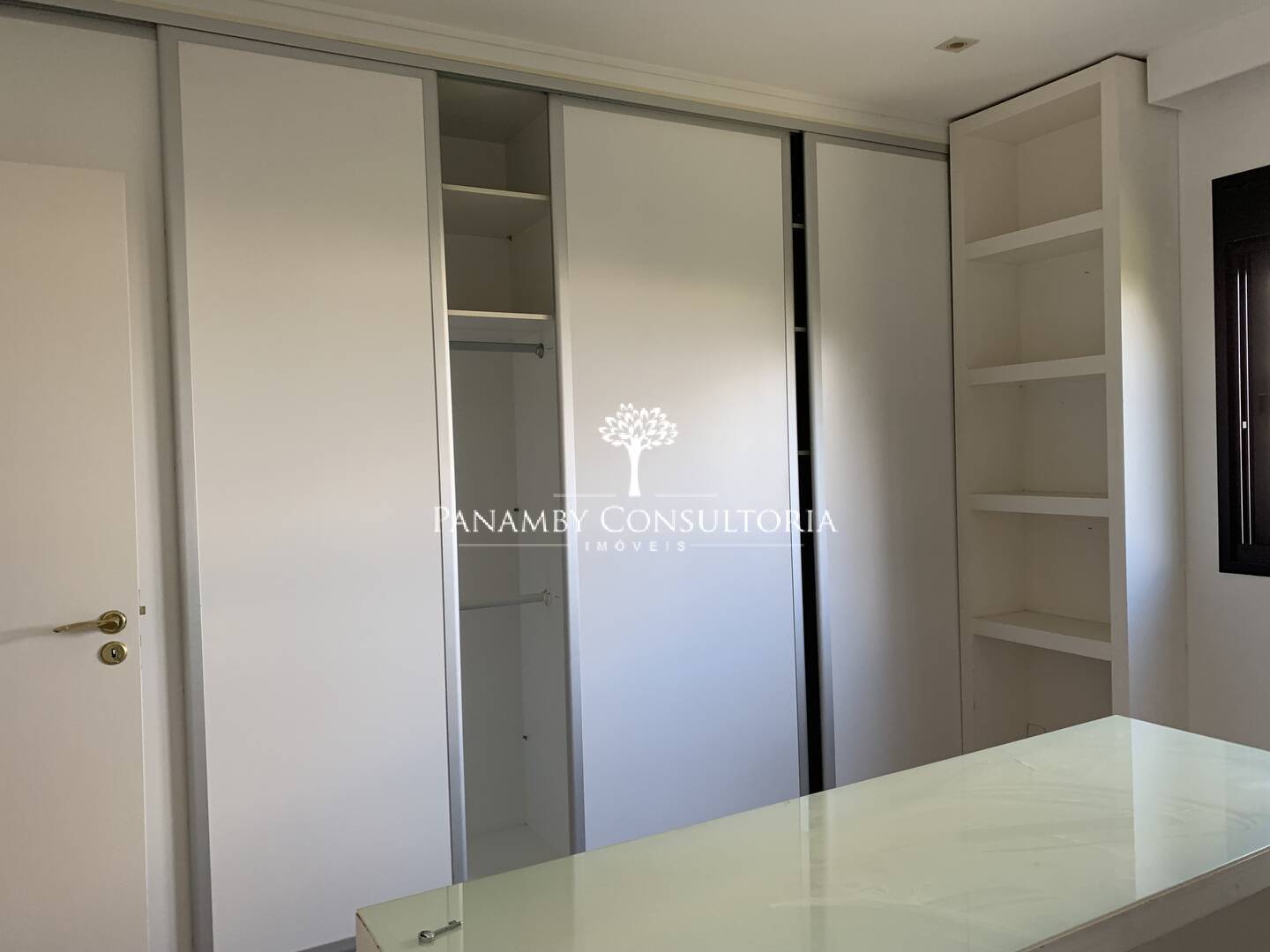 Apartamento para alugar com 4 quartos, 400m² - Foto 17