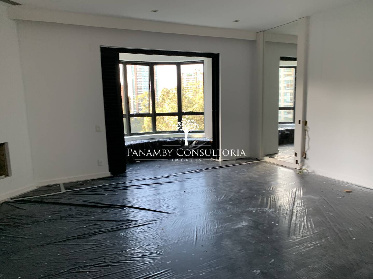 Apartamento para alugar com 4 quartos, 400m² - Foto 28