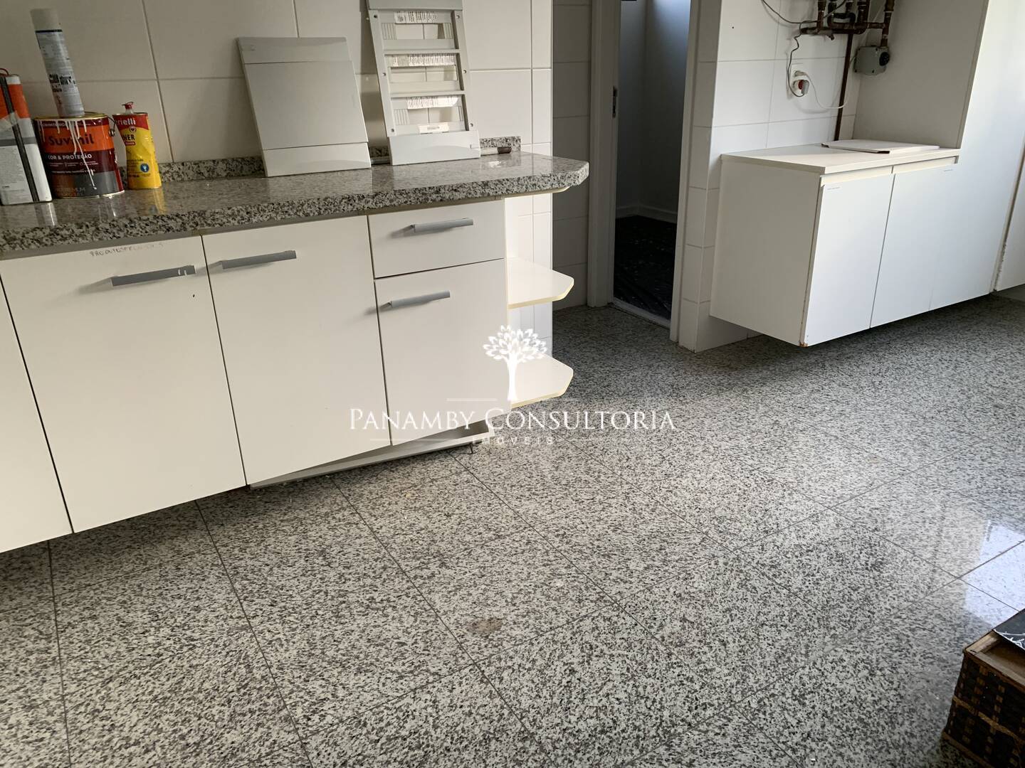 Apartamento para alugar com 4 quartos, 400m² - Foto 1