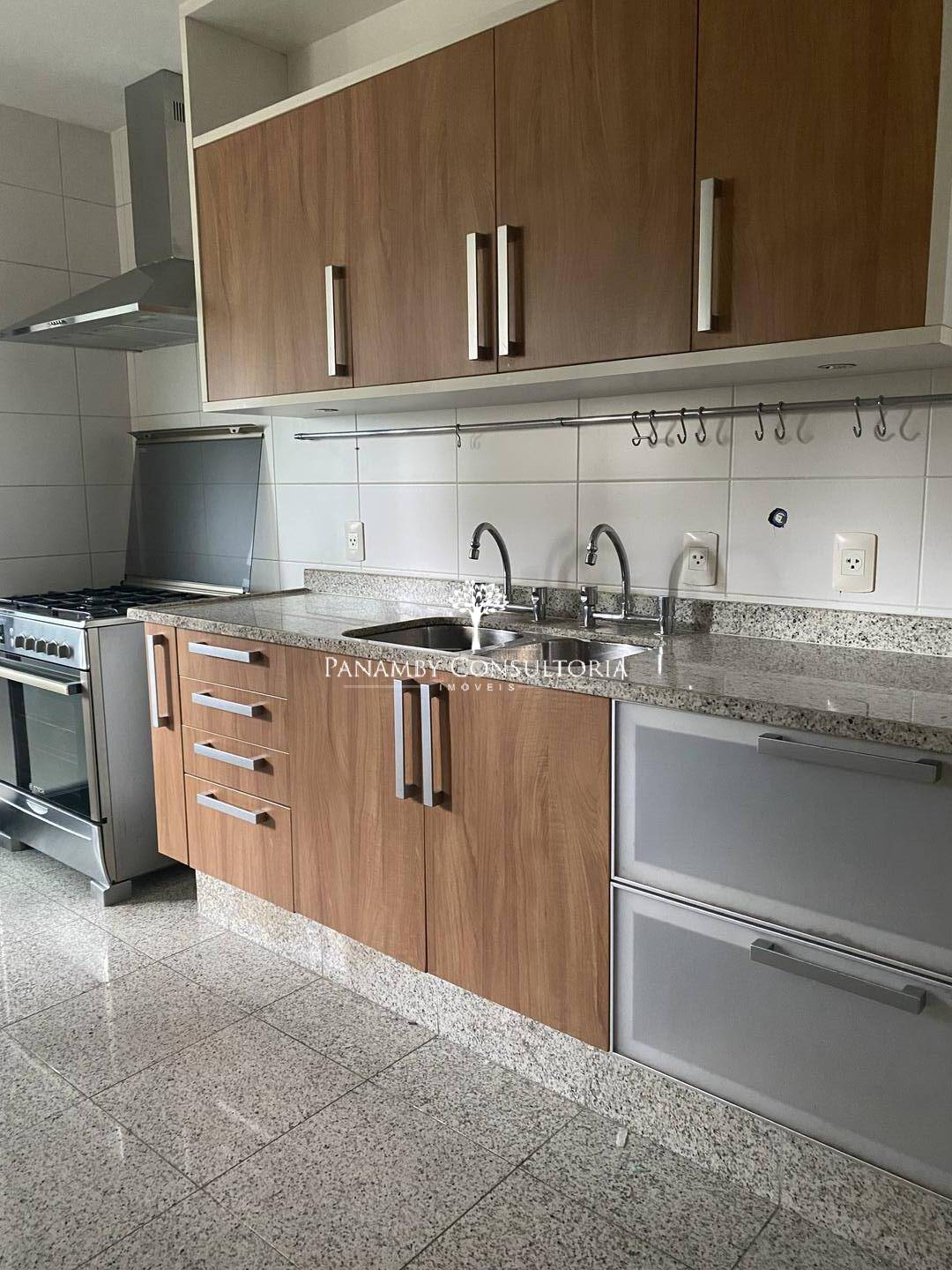 Apartamento para alugar, 241m² - Foto 2