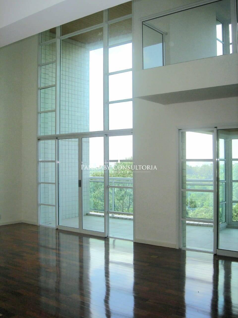 Apartamento para alugar com 4 quartos, 270m² - Foto 2