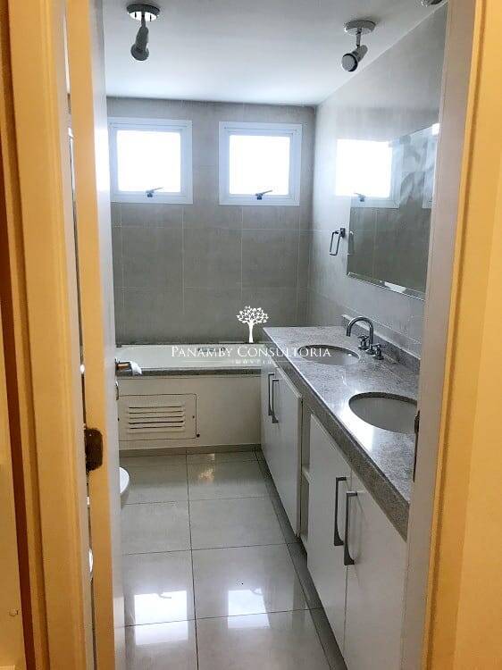 Apartamento para alugar com 4 quartos, 270m² - Foto 18