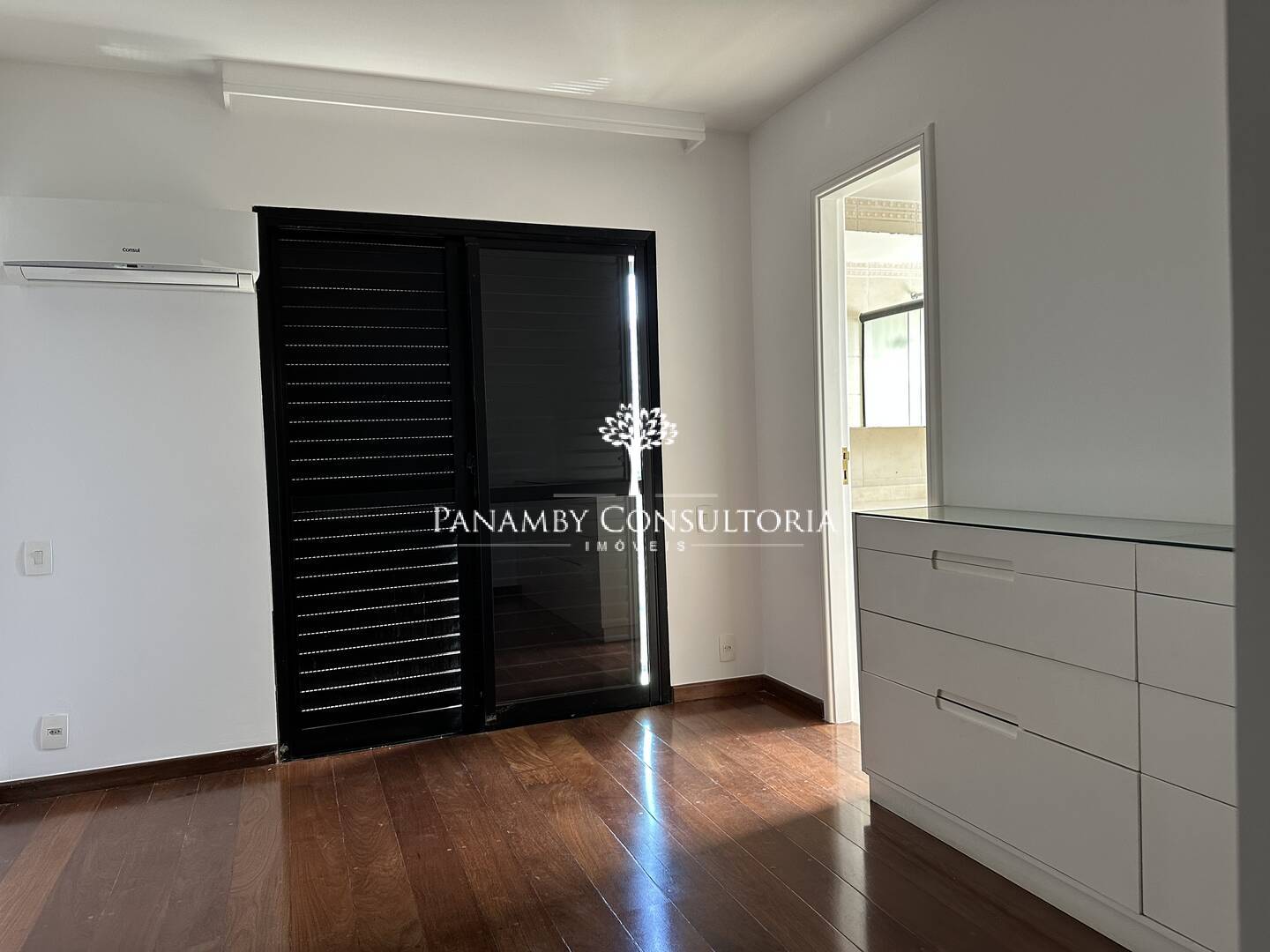 Apartamento para alugar com 4 quartos, 152m² - Foto 13