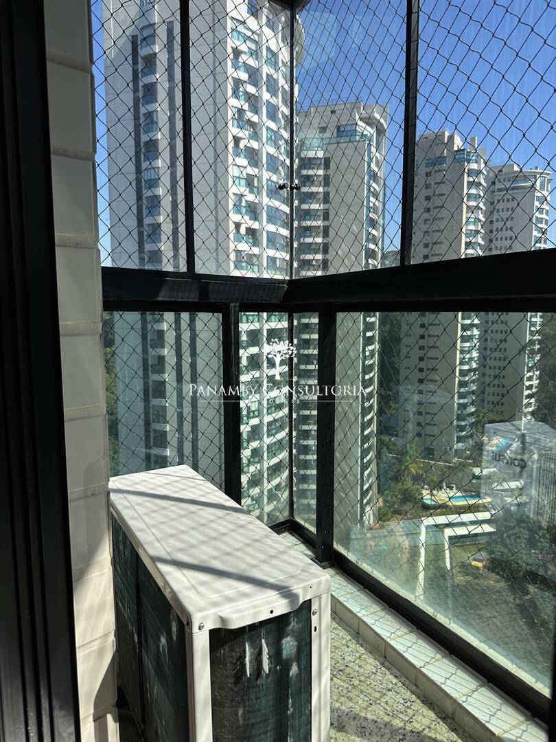 Apartamento para alugar com 4 quartos, 152m² - Foto 24