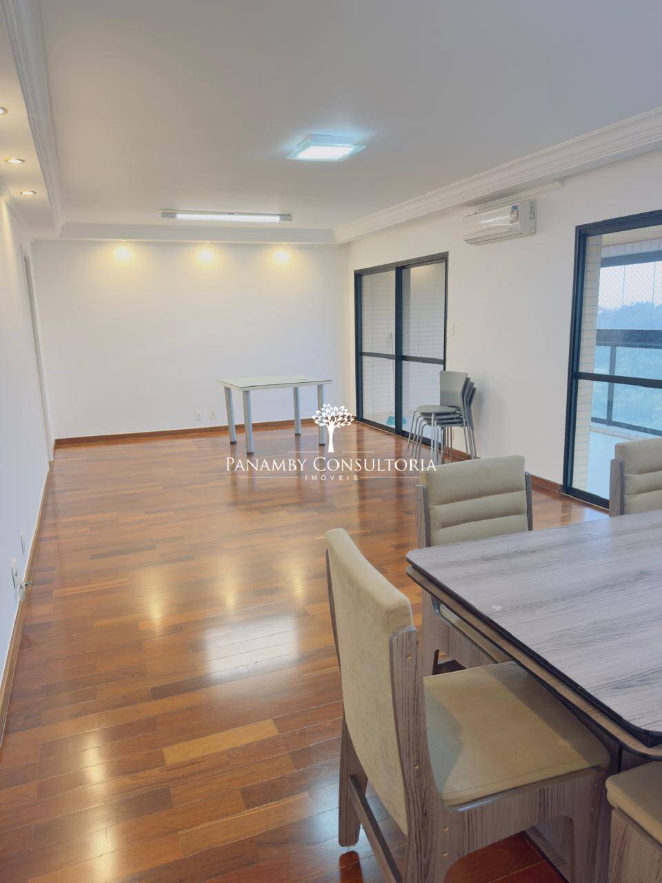 Apartamento, 3 quartos, 160 m² - Foto 2