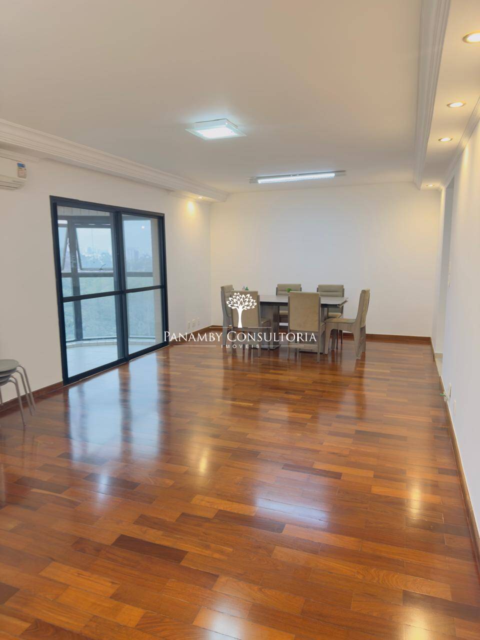 Apartamento, 3 quartos, 160 m² - Foto 1