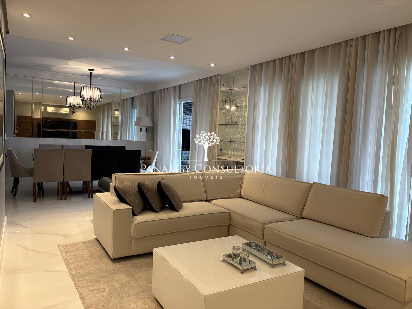 Apartamento, 3 quartos, 143 m² - Foto 1